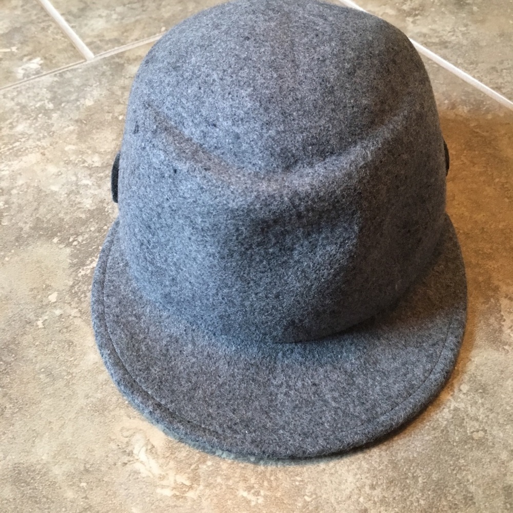 Armani 100% Wool Hat